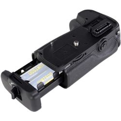 Precision BG-N4.2 Battery Grip for Nikon D7000